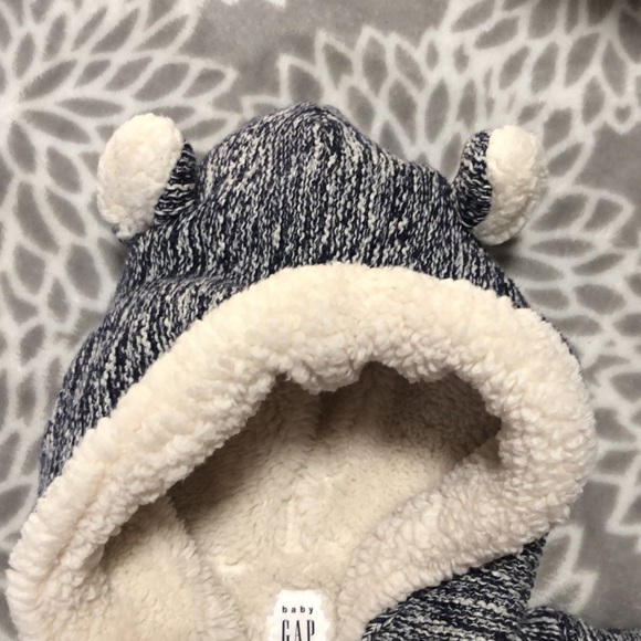 Baby Gap Coat Sherpa lined 0-3 months baby and cream - Picture 4 of 6